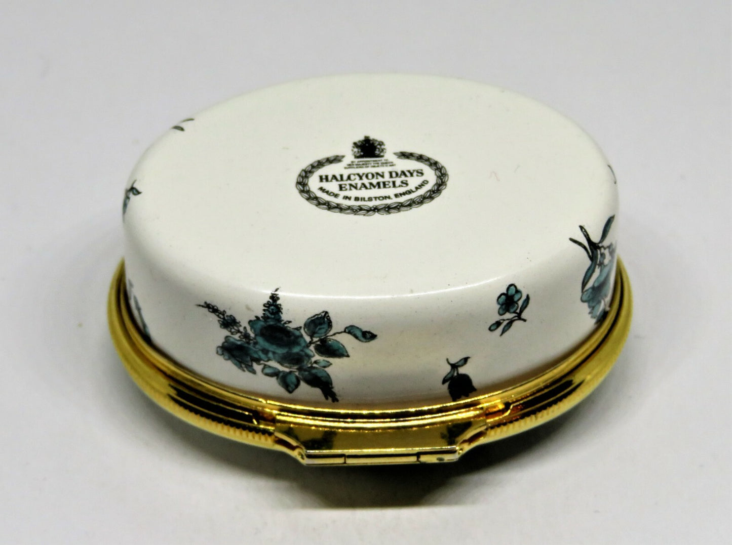 HALCYON DAYS ENAMEL BOX - ANTIQUE REPRODUCTION - WHIMSICAL COURTING DOGS - LOVE