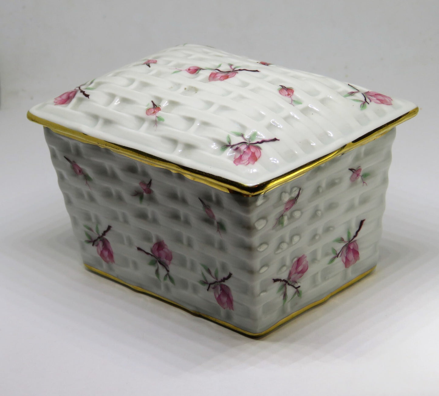 LIMOGES FRANCE TWO PIECE BOX ~ 'WOVEN WICKER' WITH PINK FLOWERS & BUDS