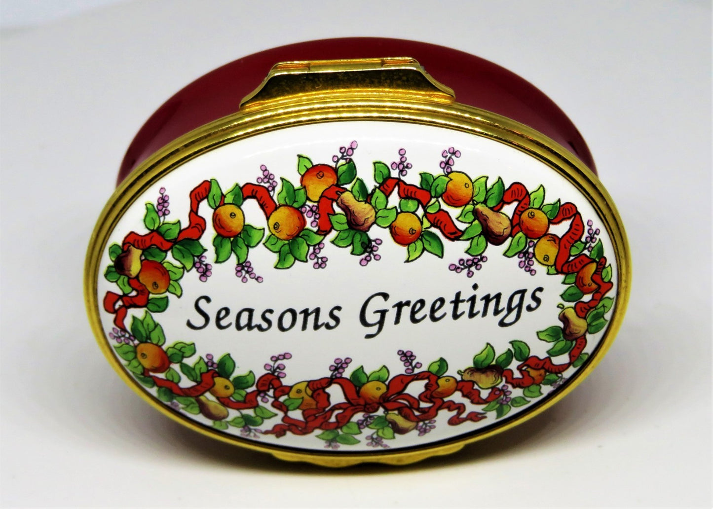 HALCYON DAYS ENAMEL BOX - "SEASONS GREETINGS" - CHRISTMAS WREATH - MISTLETOE