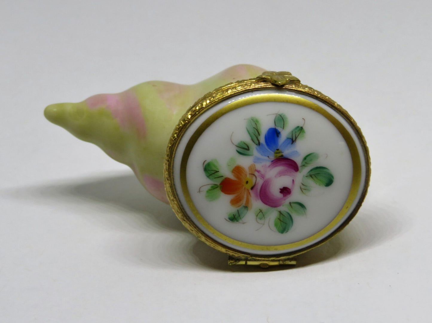 LIMOGES FRANCE BOX ~ SPIRAL SEA SHELL ~ FLORAL ~ FLOWERS ~ PEINT MAIN