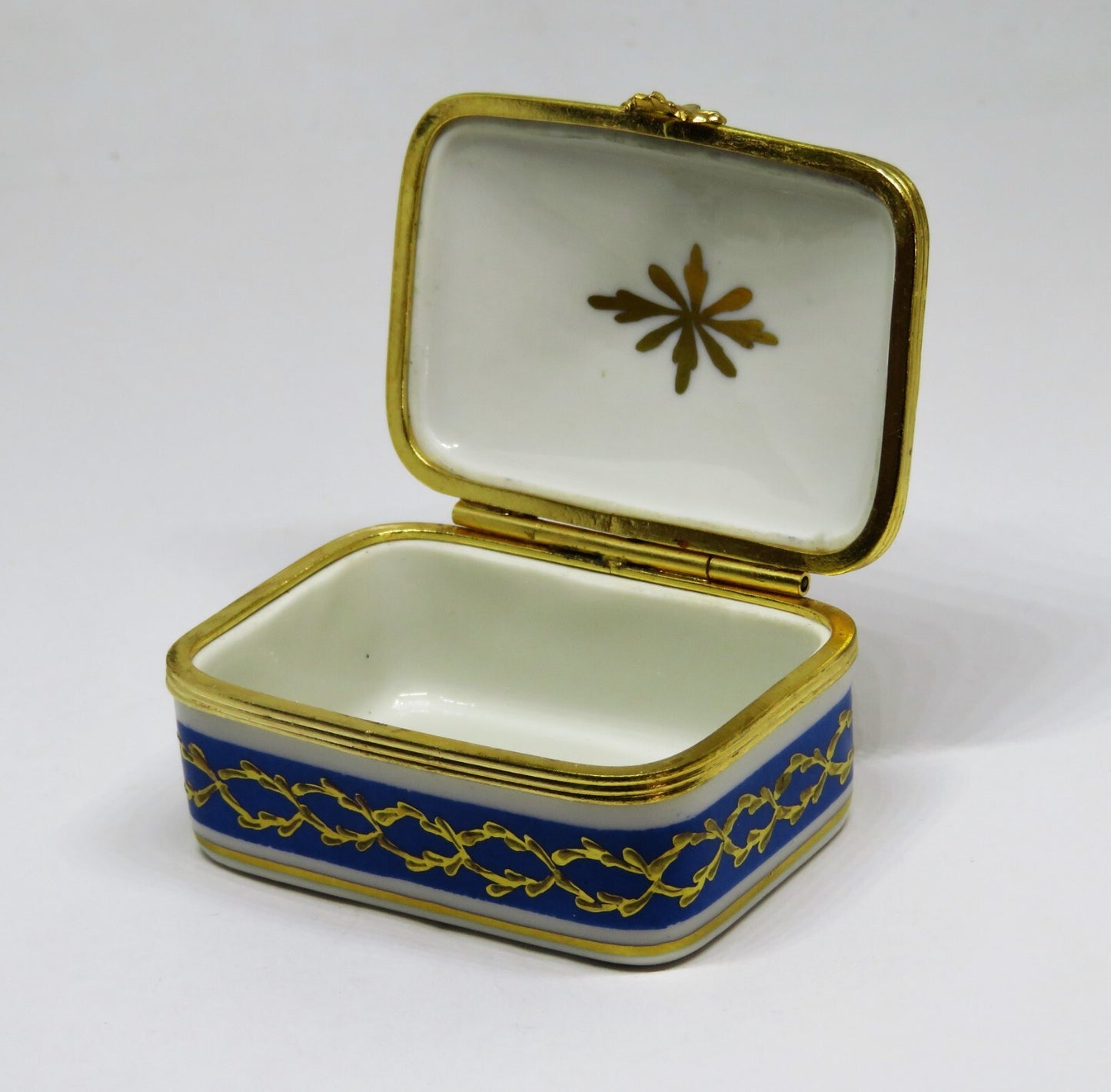 LIMOGES FRANCE BOX - LE TALLEC - BLUE & GOLD RECTANGLE - GRIGNAN BLEUE - 1948