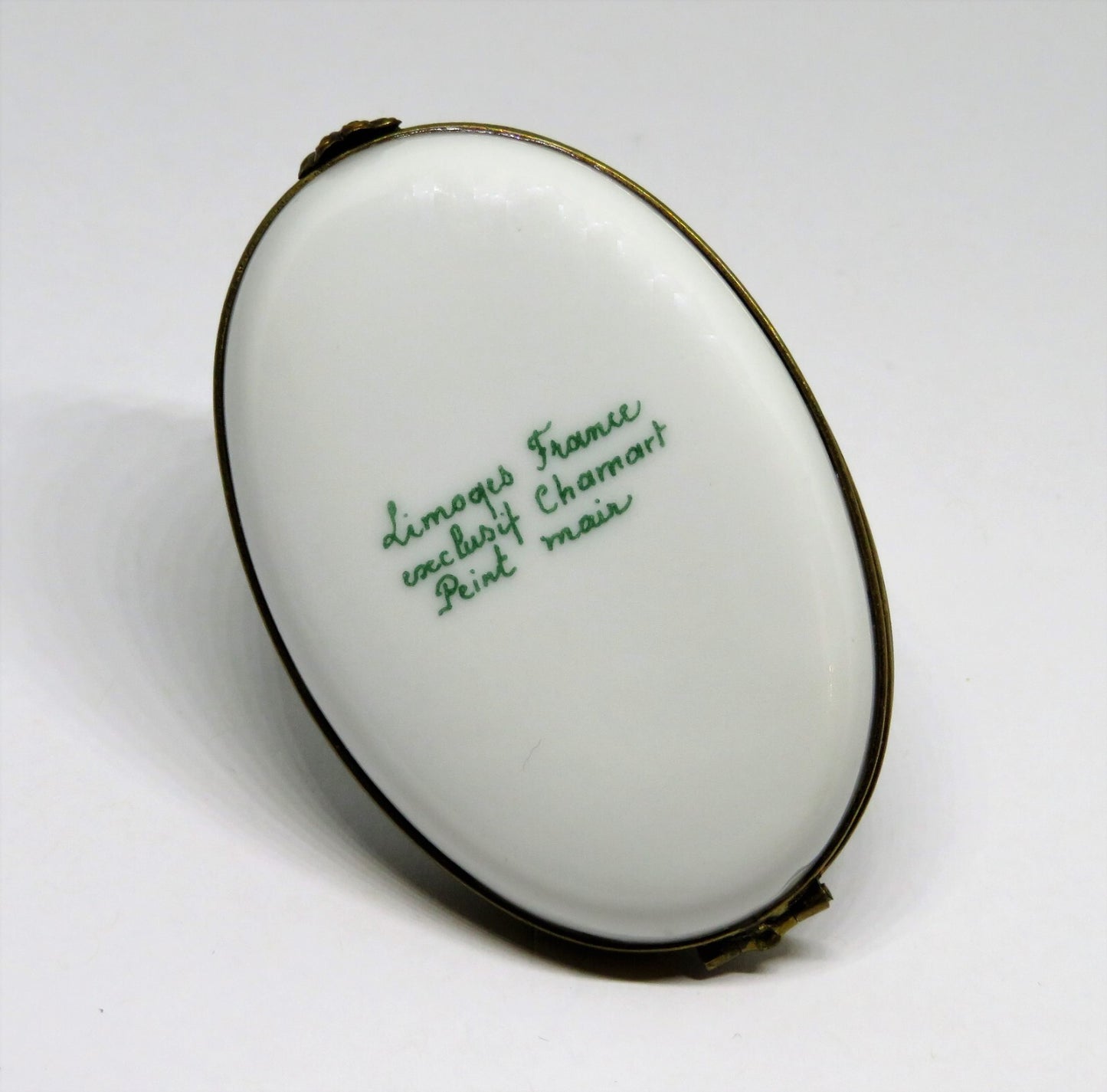 LIMOGES BOX - CHAMART - CHRISTMAS - THREE DIMENSIONAL HOLLY - BERRIES & LEAVES