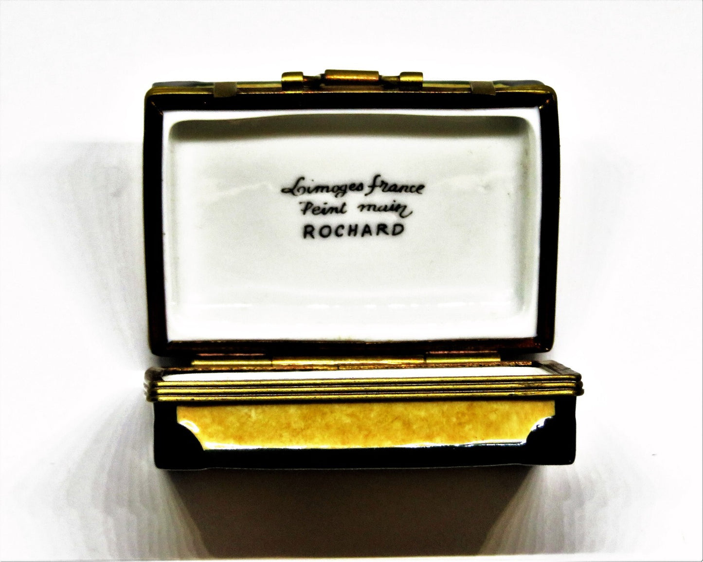 LIMOGES FRANCE BOX ~ ROCHARD ~ "BON VOYAGE" SUITCASE ~ LUGGAGE ~ TRAVEL LABELS