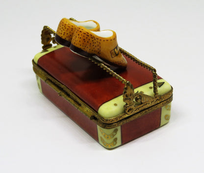 LIMOGES FRANCE BOX - SHOE BOX & DISPLAY RACK & PAIR OF MEN'S SHOES - SHOE HORN