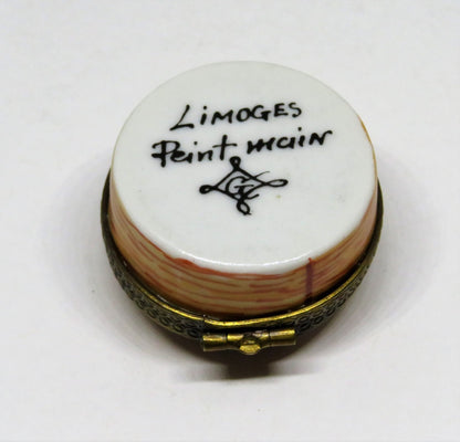 LIMOGES FRANCE BOX - CAMEMBERT  DE NORMANDIE CHEESE & COW - SUN FACE CLASP