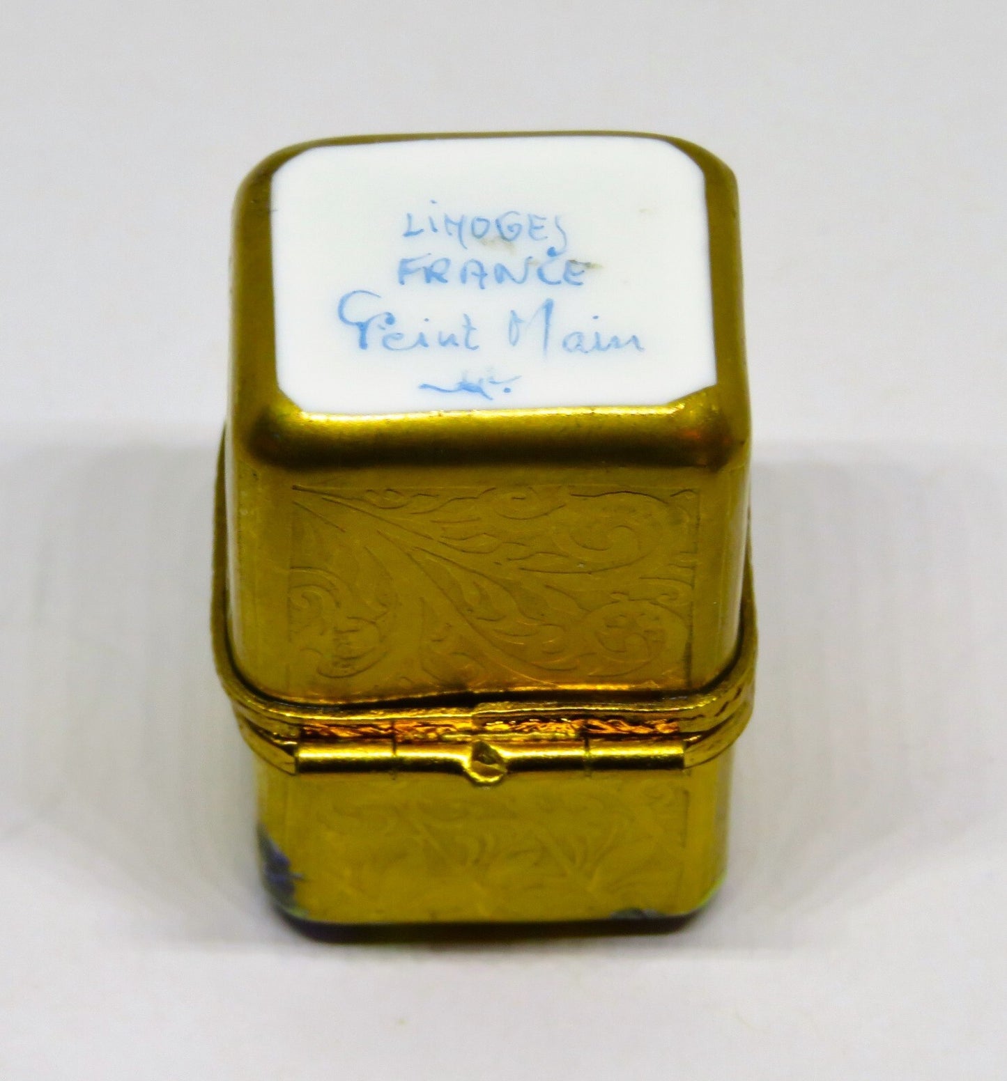 LIMOGES BOX - SMALL GOLD INCRUSTATION CHEST & PERFUME BOTTLE - FLOWERS - ROSES
