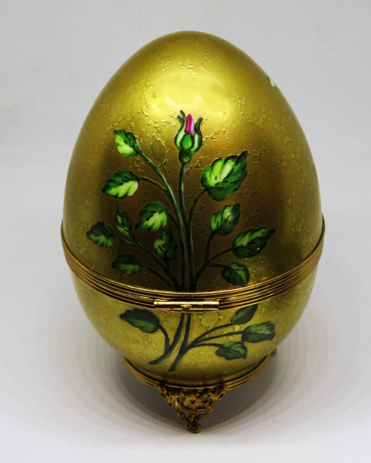 LIMOGES BOX - BEAUCHAMP - HUGE GOLD INCRUSTATION EGG - SONG BIRD & PINK ROSES