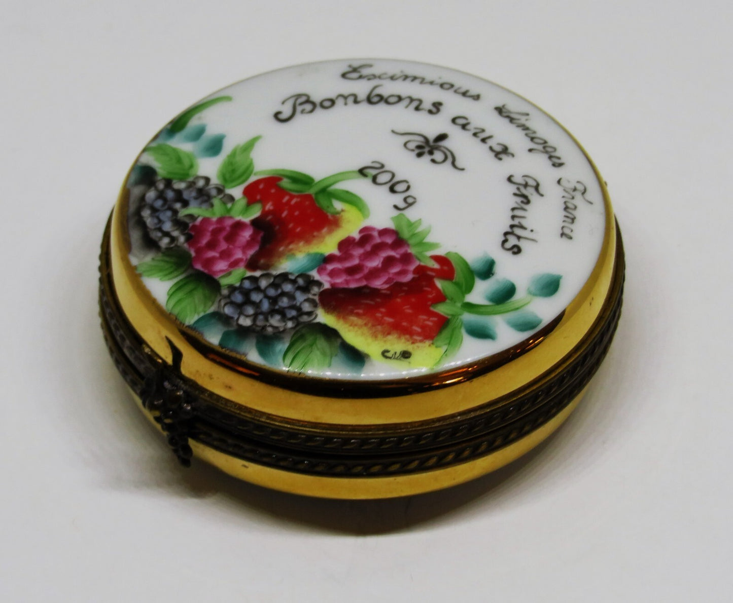 LIMOGES FRANCE BOX - EXIMIOUS - 'TIN' OF CANDY - FRUIT BONBONS - GRAPES CLASP