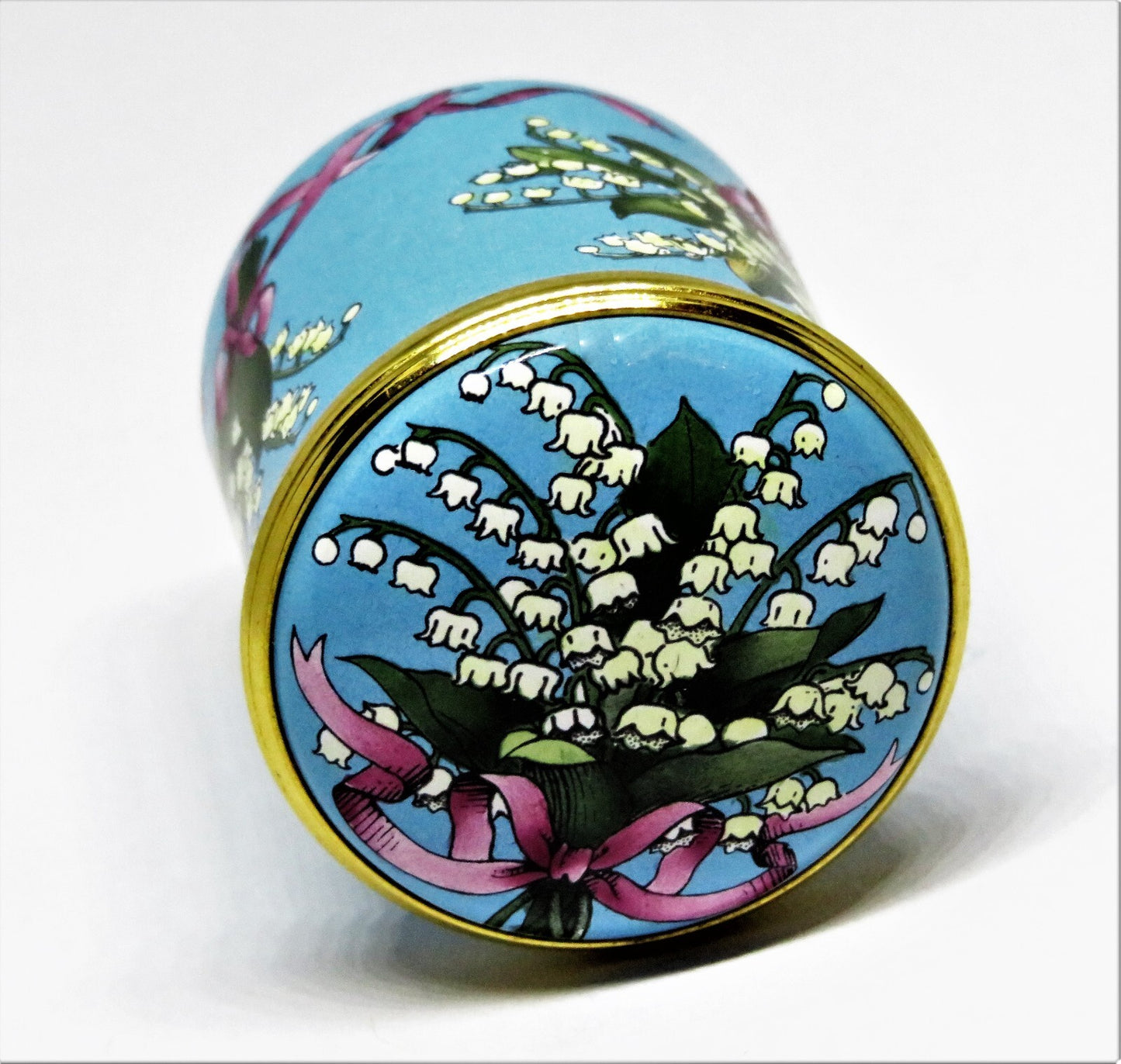 HALCYON DAYS ENAMEL BOX - BOUQUETS OF LILY OF THE VALLEY - FLOWERS - RIBBONS