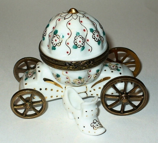 LIMOGES FRANCE BOX - CINDERELLA'S COACH - FLOWERS & SLIPPER - ROYAL CARRIAGE