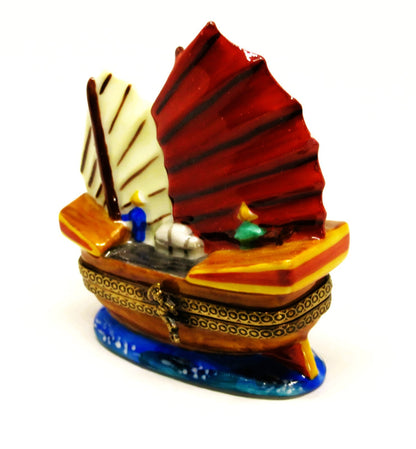 LIMOGES FRANCE BOX - CHANILLE - CHINESE JUNK BOAT - ASIAN SAILING SHIP - LE #140