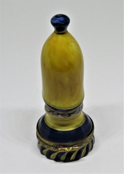 LIMOGES FRANCE BOX ~  PAWN CHESS PIECE ~ MAN ~ BOARD GAMES ~ PEINT MAIN