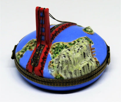 LIMOGES FRANCE BOX - CHANILLE - GOLDEN GATE BRIDGE - SAN FRANCISCO - CABLE CAR