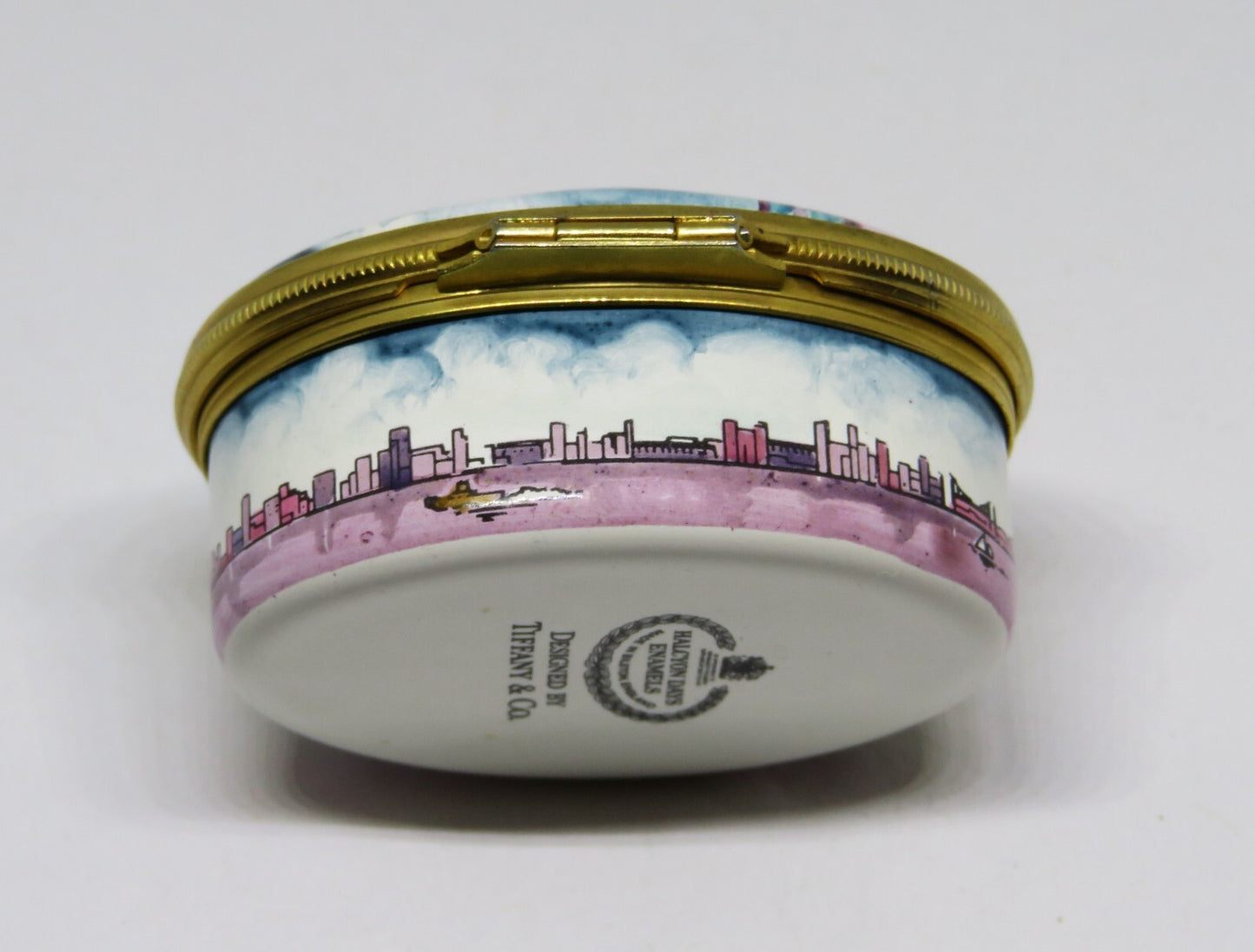 HALCYON DAYS ENAMEL BOX - TIFFANY - STATUE OF LIBERTY - NEW YORK CITY - JULY 4TH