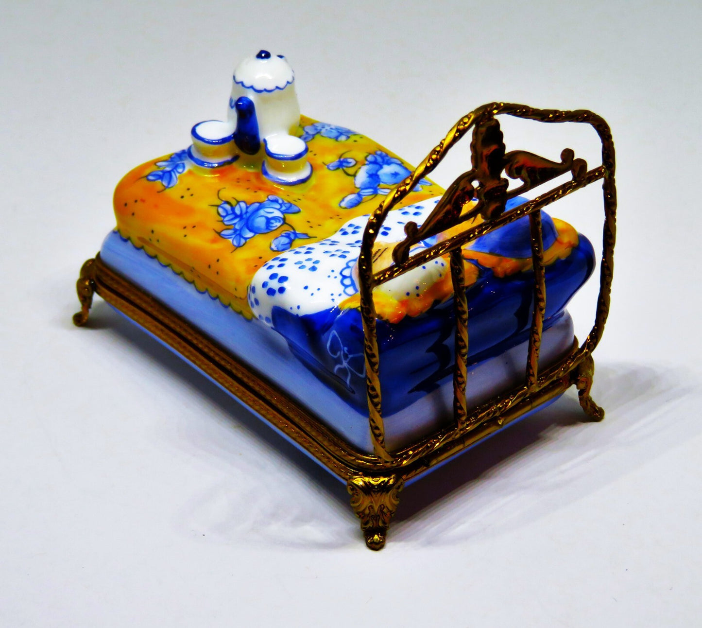 LIMOGES FRANCE BOX - COUPLE IN A BRASS BED - COFFEE  POT & CUPS - "BONJOUR"
