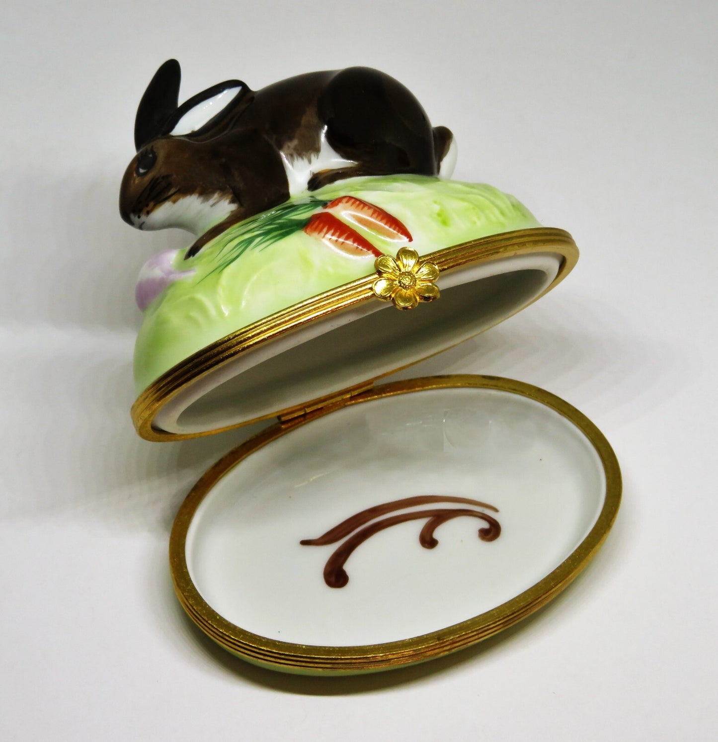 LIMOGES FRANCE BOX - TIFFANY & CO. - VINTAGE EASTER BUNNY - TURNIP & CARROTS