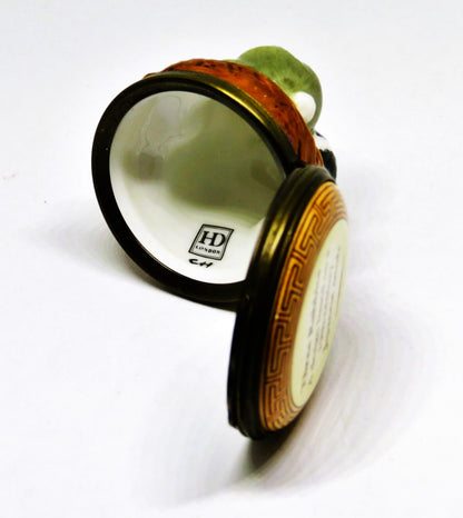 HALCYON DAYS ENAMEL BOX - THREE RABBITS BONBONNIERE -  JAPANESE NETSUKE - BUNNY