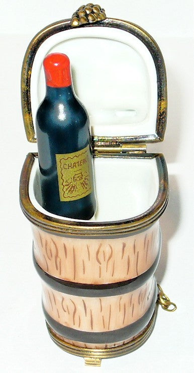 LIMOGES FRANCE BOX ~ KEG & WINE BOTTLE ~ BARREL ~ GRAPES ~ BASKET ~ PEINT MAIN