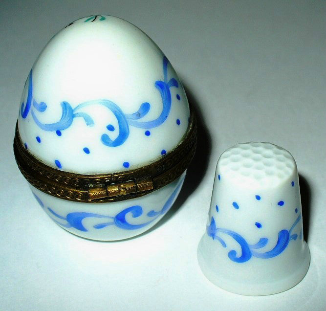 LIMOGES FRANCE BOX ~ VINTAGE ROSE EGG & PORCELAIN SEWING THIMBLE ~ PEINT MAIN