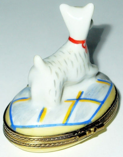 LIMOGES FRANCE BOX ~ WEST HIGHLAND TERRIER ~ DOG ~ PUPPY ~ WESTIE ~ LE 260/300