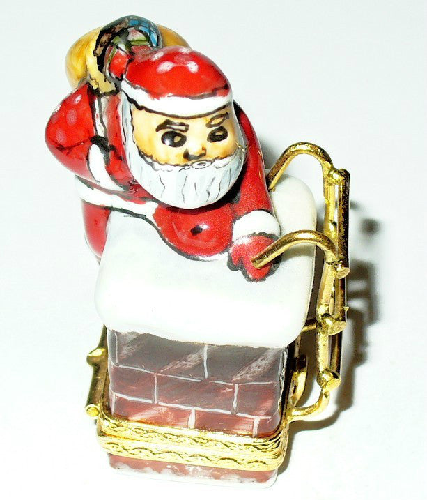 LIMOGES FRANCE BOX ~ CHRISTMAS ~ SANTA CLAUS IN CHIMNEY & LADDER ~ PEINT MAIN