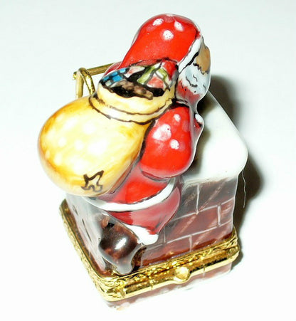 LIMOGES FRANCE BOX ~ CHRISTMAS ~ SANTA CLAUS IN CHIMNEY & LADDER ~ PEINT MAIN