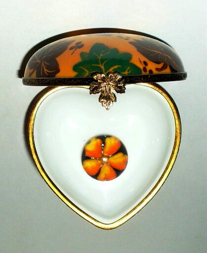 LIMOGES BOX - FLORAL HEART & LEAVES - FLOWER IN CRYSTAL INSIDE - ANNIVERSARY