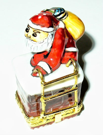 LIMOGES FRANCE BOX ~ CHRISTMAS ~ SANTA CLAUS IN CHIMNEY & LADDER ~ PEINT MAIN